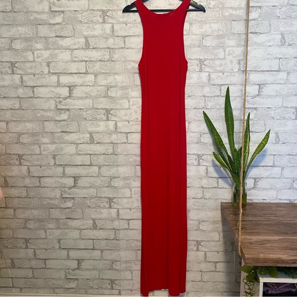 Boohoo Red Maxi Dress - Picture 5 of 11